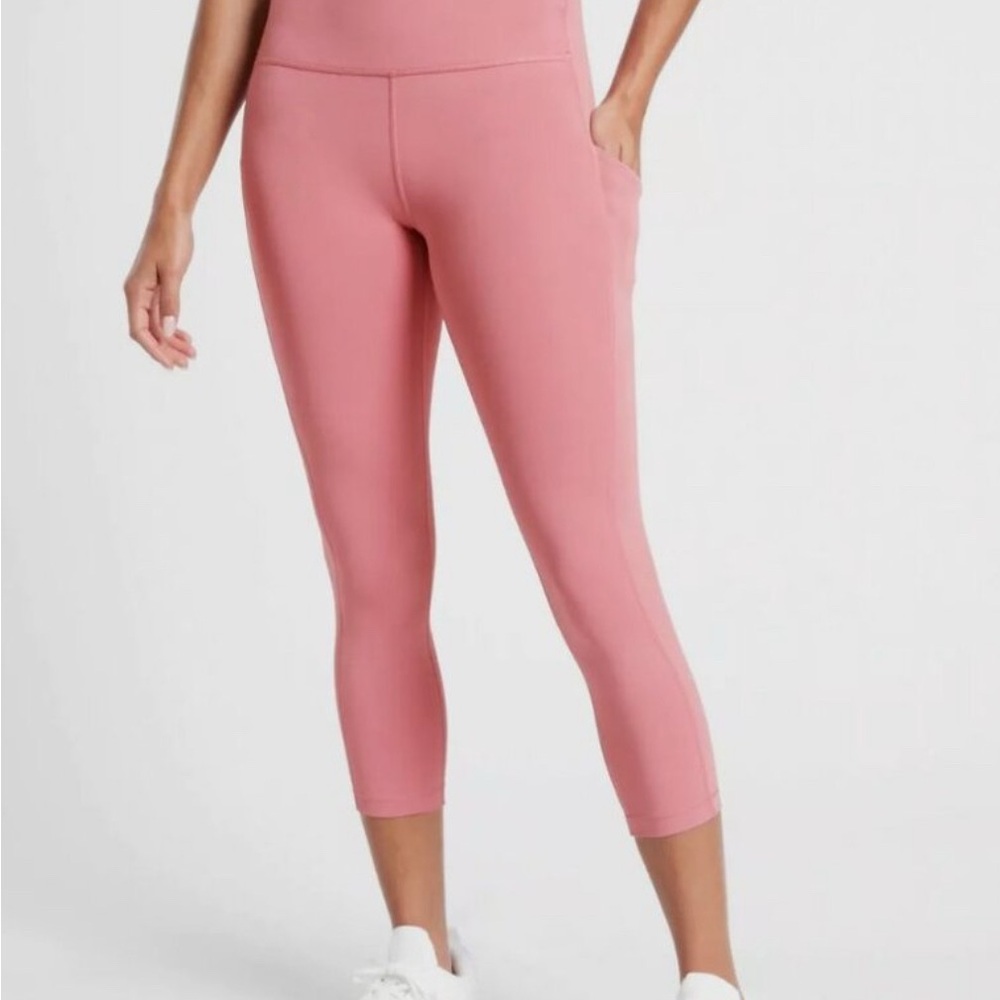 Athleta Blush Pink Cropped Leggings